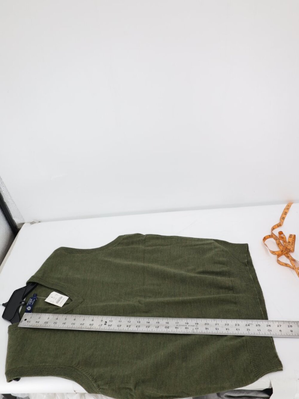 NWT J Crew Sweater Vest Mens Large Merino Wool V Neck Sleeveless Green preppy - Picture 7 of 8